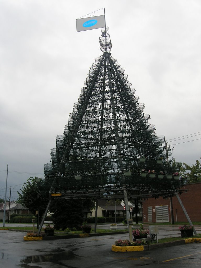 Shopping Carts Christmas Tree by megagab