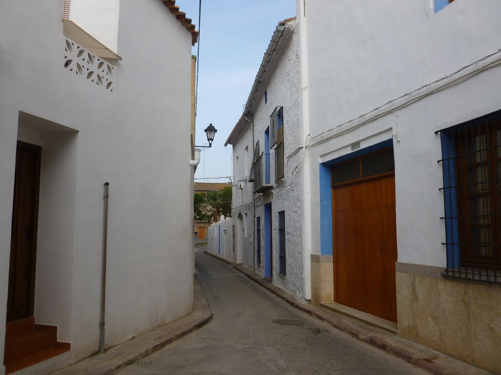 Carrer Sánchez Coello by marathoniano