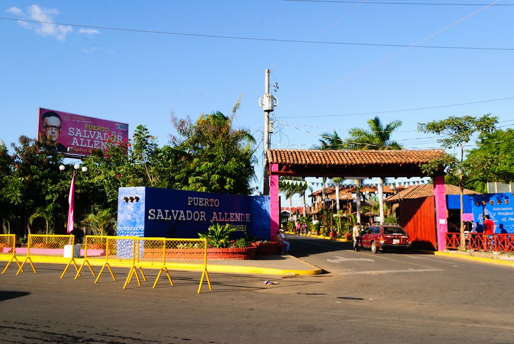 Entrada al Puerto Salvador Allende by Manuel Soler Mayor - Chile