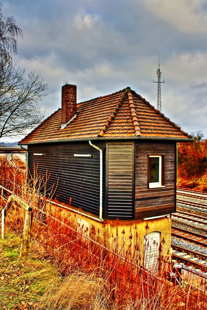 Gebäude der Bahn - das Betreten des Areals ist VERBOTEN! ... ☺☺☺ by Boris Gonschorek