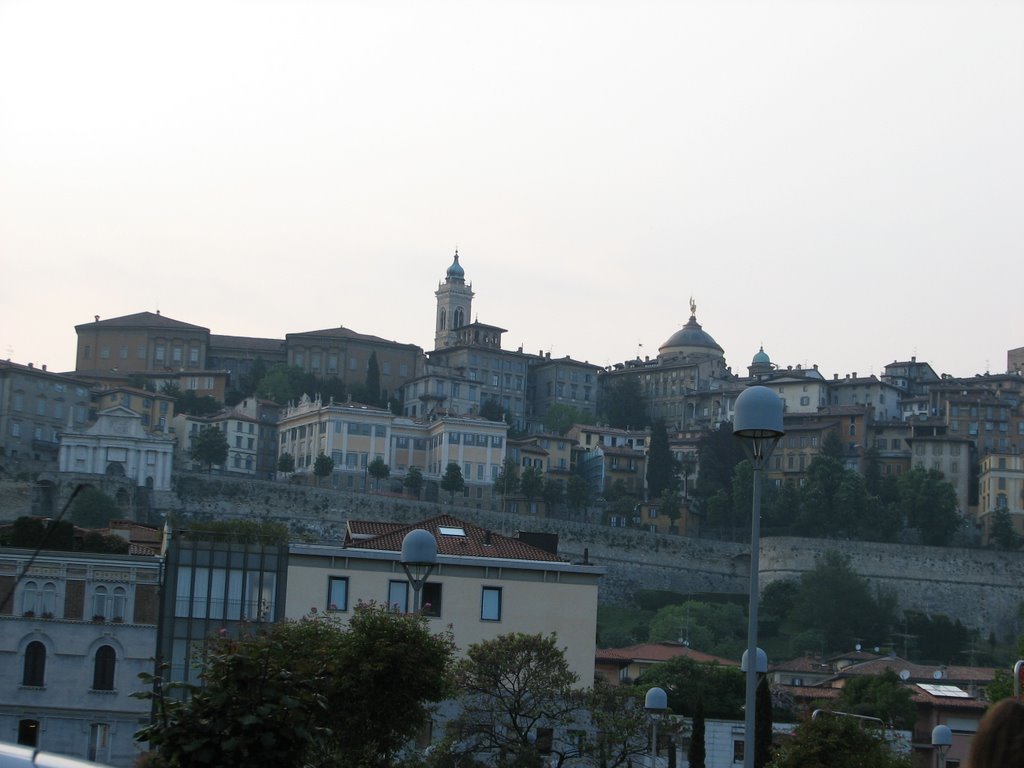 Bergamo panorama della Città Alta by Salvatoreric