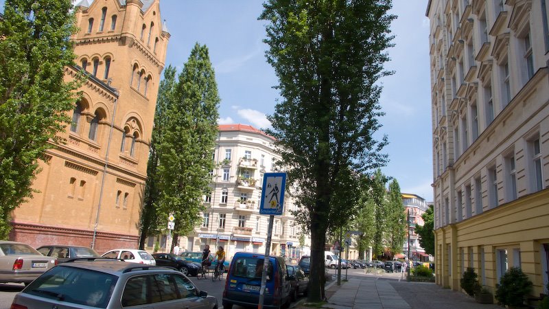 Sredzkistrasse Knaackstrasse Kulturbrauerei Prenzlauer Berg Berlin by invidia