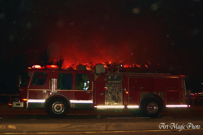 Griffith park fire 5/08/07 by artmagicphoto.com