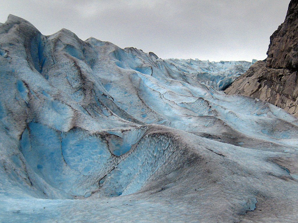 Nigardsbreen by Carmel Horowitz