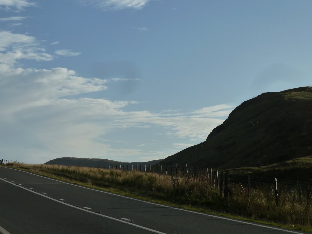 04-09-2012. Snowdonia: Crimea Pass. by RedRobbo