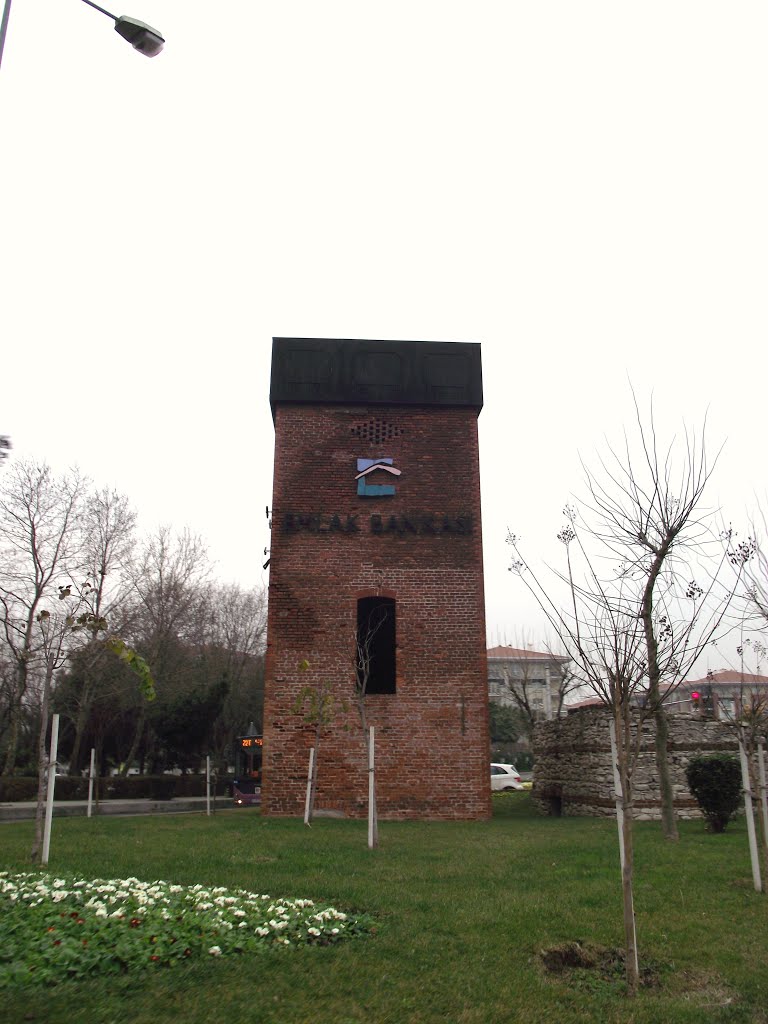 Bakırköy, Ataköy, Markiköy Baruthanesi Su Kulesi 2 by Kasım OKTAY