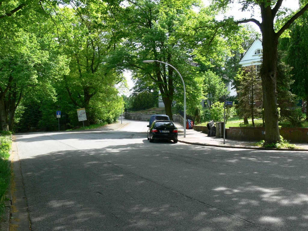 Straße im Grünen by Zucker1972