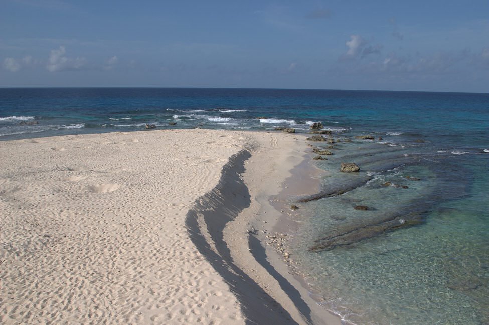 Aves Island, Venezuela (south) by Ray_CCS