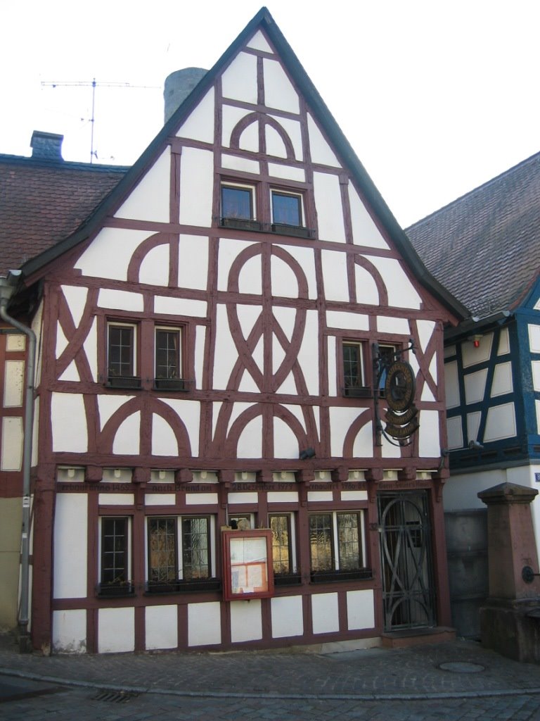 Eppstein House (Pub) by Extipp