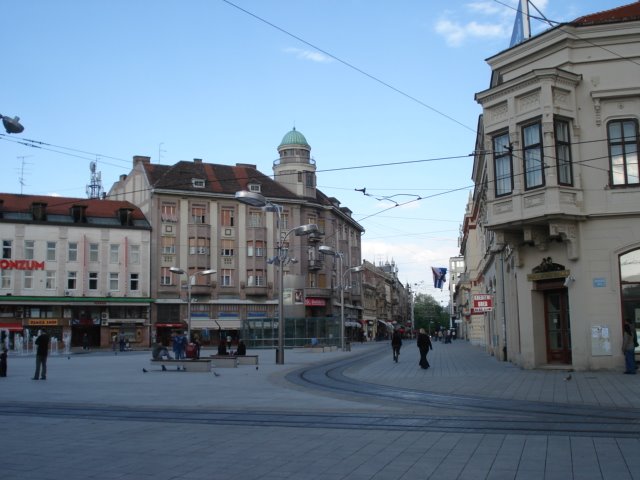 Osijek, CRO_ by Mirko.K.