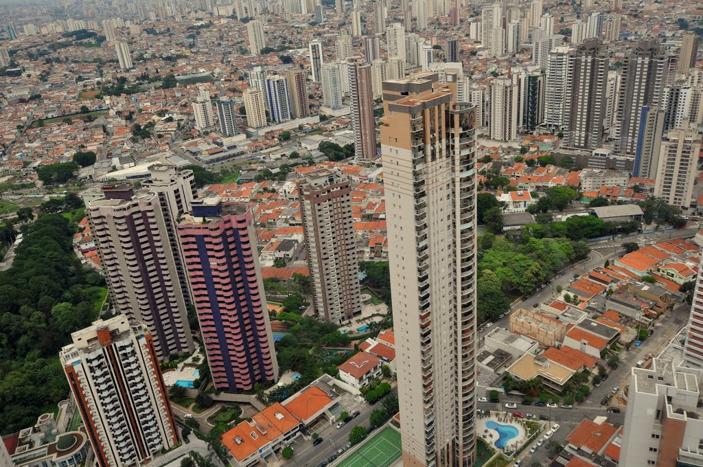 BrSPSaoPaulo3399_160114(foco-aereo)VilaRegenteFeijo by IzeKampus