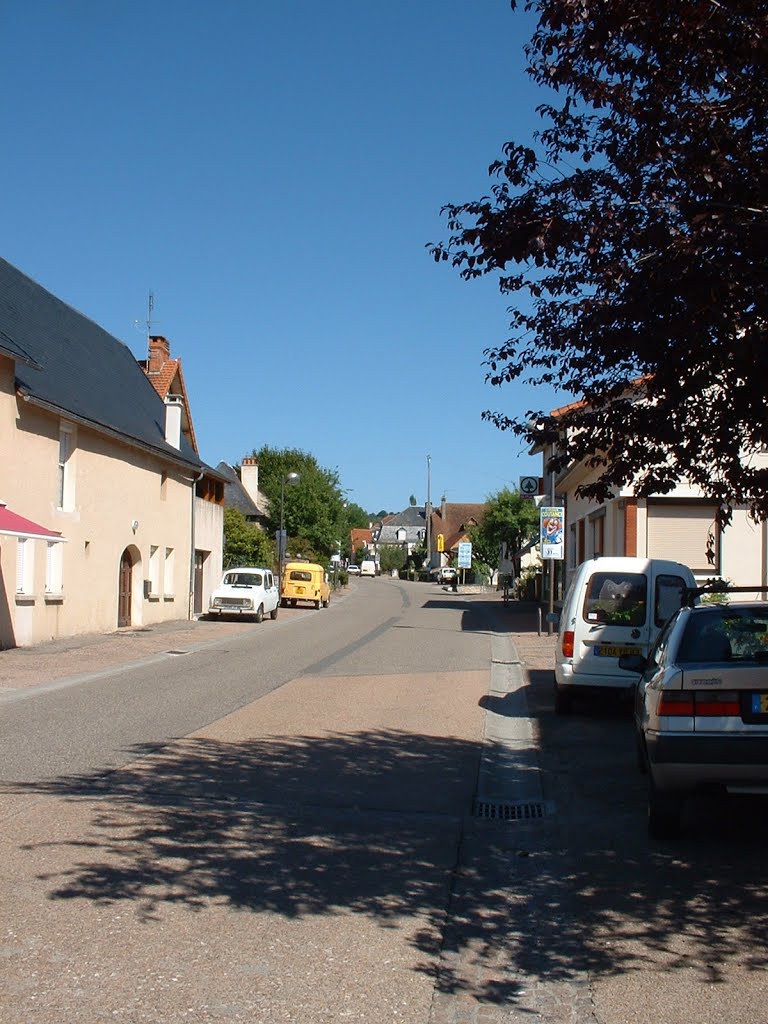 Rue principale de Leyme (bourg) by Yann LESELLIER