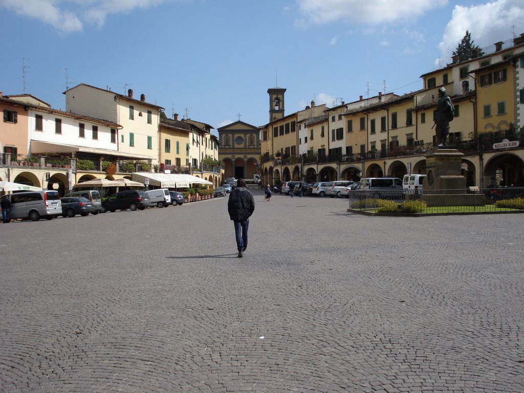 Greve in Chianti : place du Mercatale by Alain Pinol