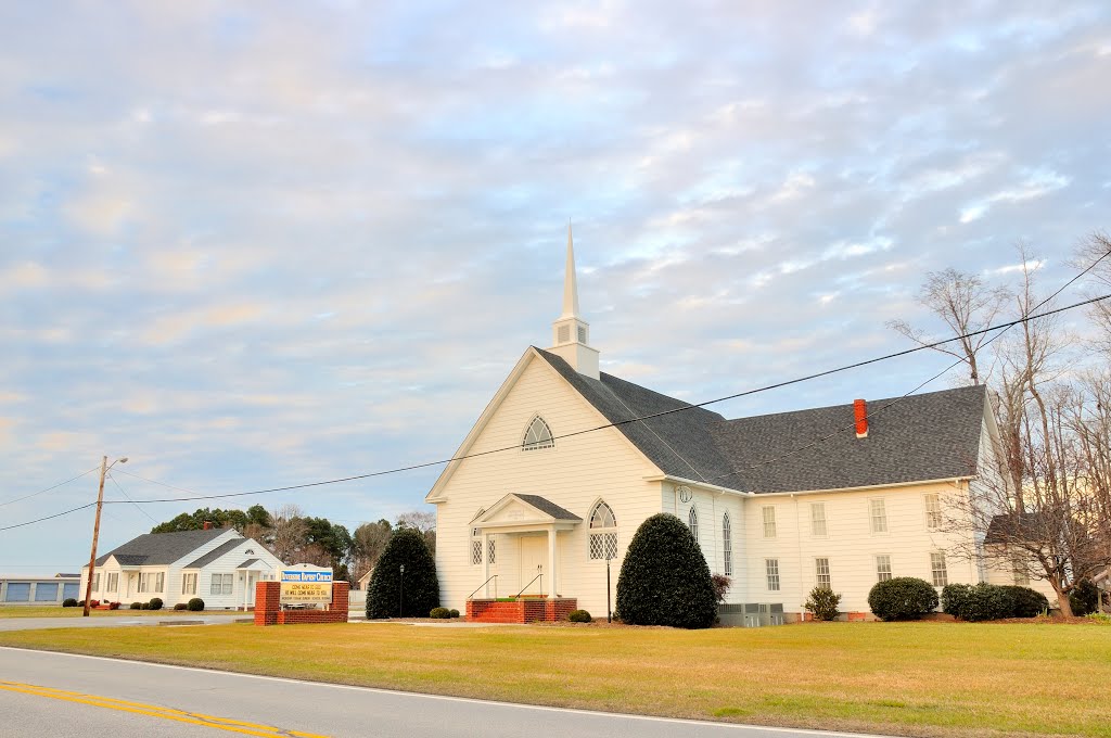 NORTH CAROLINA: ELIZABETH CITY: Riverside Baptist Church, 1528 Weeksville Road (NC 344) by Douglas W. Reynolds, Jr.