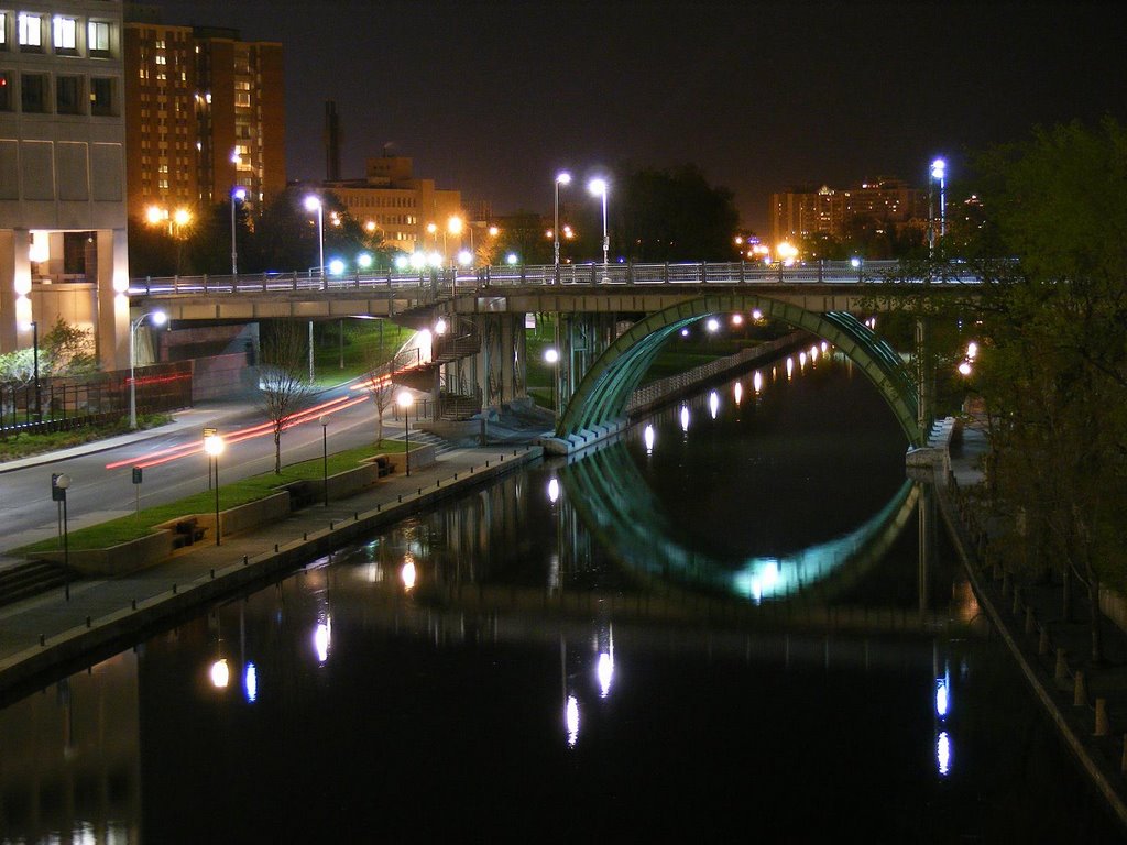 Rideau Canal at Night by kost80