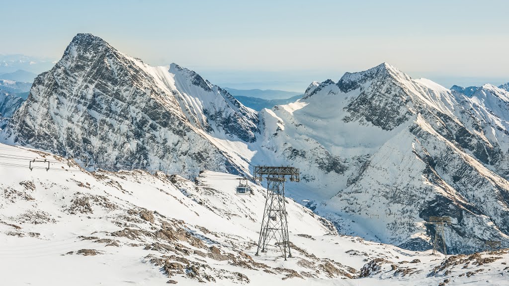 Alagna Valsesia, Vercelli Italy 45° 52.631', 7° 52.088' by Pekka Laitinen