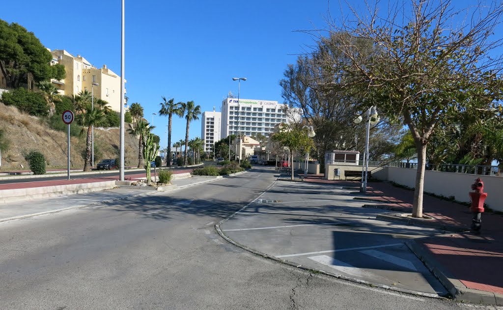 Benalmádena - Casino Torrequebrada. by R.F.Rumbao