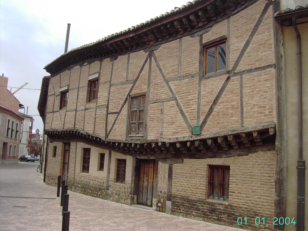 Casa Solariega - Saldaña (Palencia) by ©-Miguel A. Rodríguez Terán