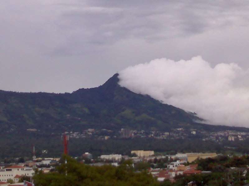 Antiguo Cuscatlán, El Salvador by rubiovelasco