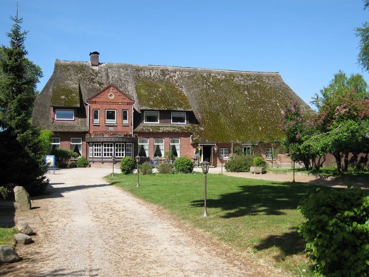 Landhaus Kasch by Jürgen Skop