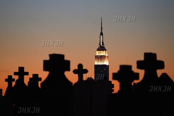 Calvary Cemetery and Empire State Building by jiahue