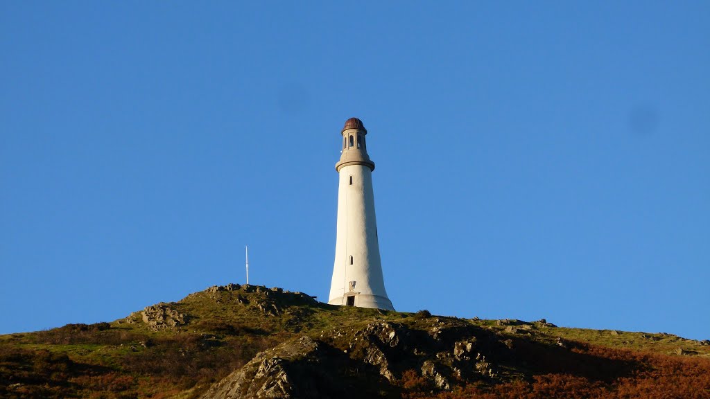 Ulverston Light House, Autumn 2013 by Si-UK