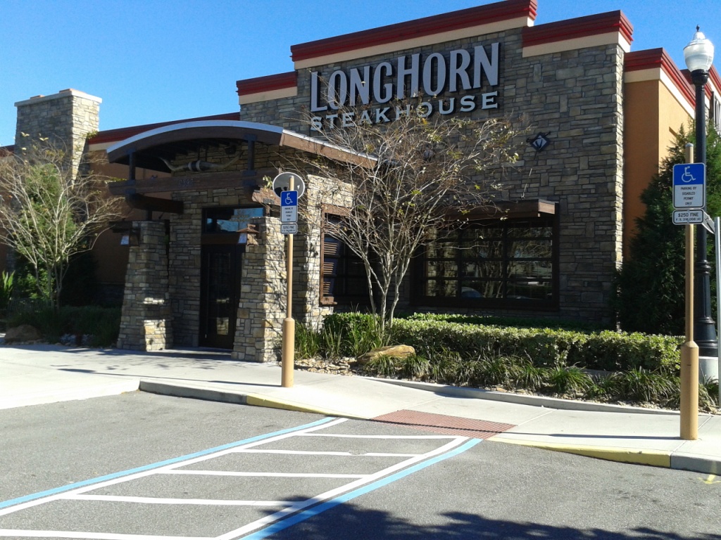 Longhorn Steakhouse by Tim Pinnick