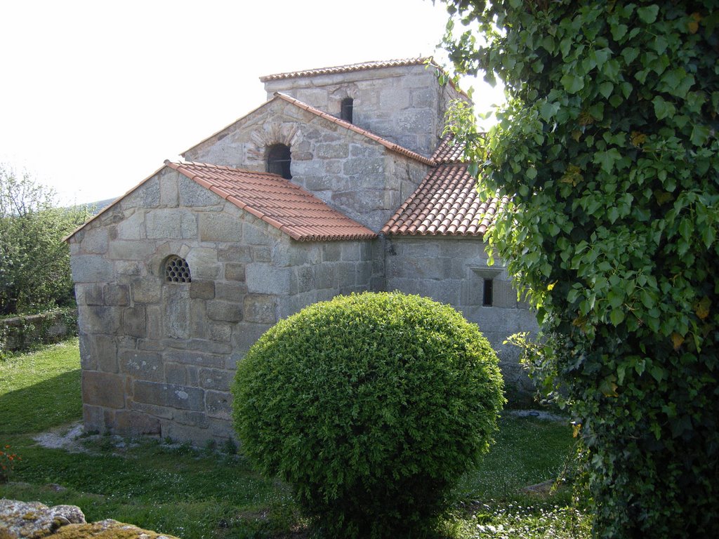 San Torcuato de Santa Comba by fonteiriñas