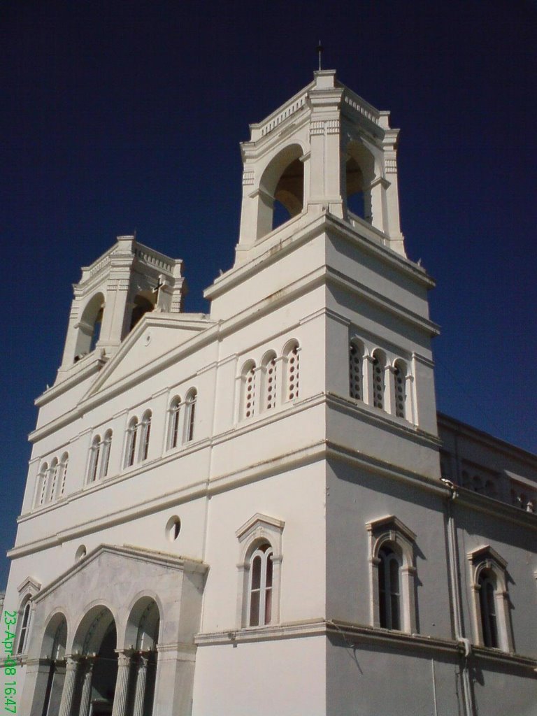 St.Nikolaos metr.church by Nikos Alexandropoulos/Reflecteur's Studi