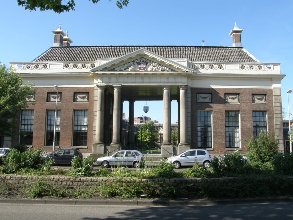 Teylershofje Haarlem by Michiel Könst