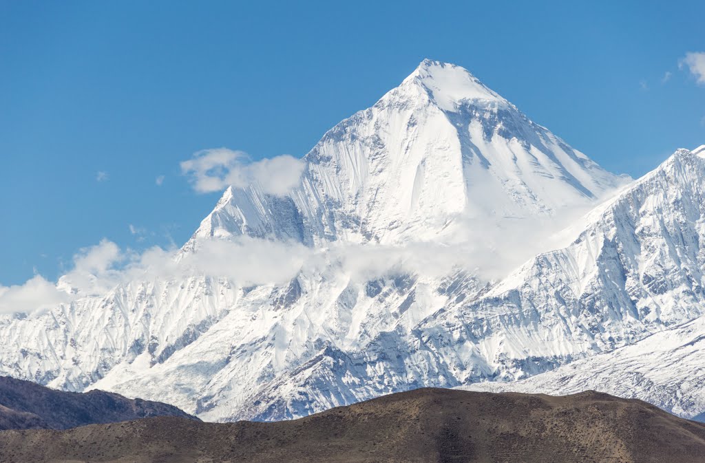 Dhaulagiri (8167 m) / Annapurna Circuit, Nepal by Sergey Ashmarin