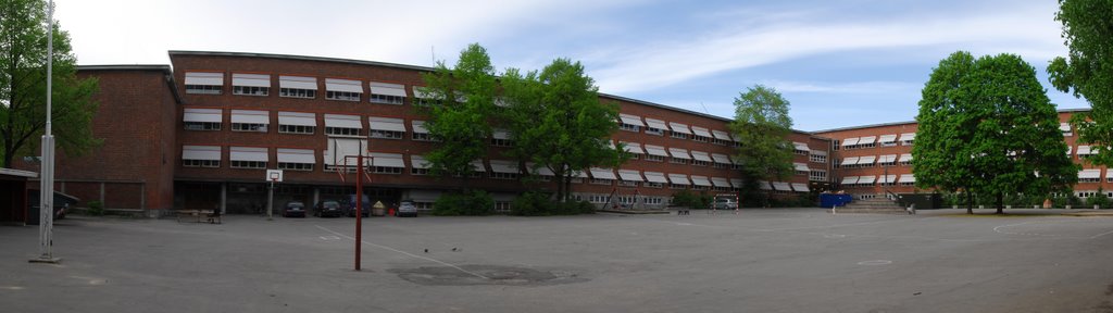 Marienlyst School, Oslo Norway by Gunnar Maehlum