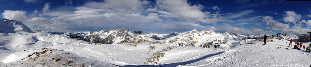 Panorama Ski St. Anton by Wolfgang Grossmann