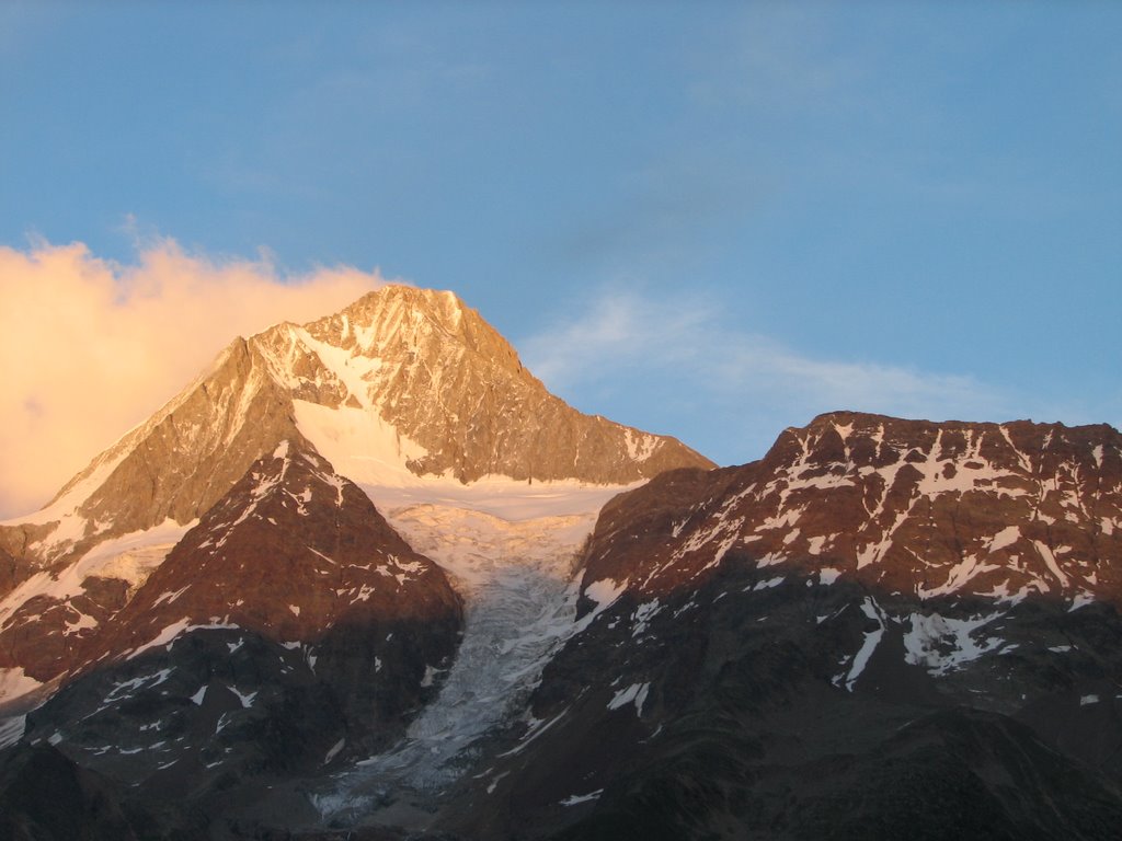 Bitschhorn at sunset by IHaSO