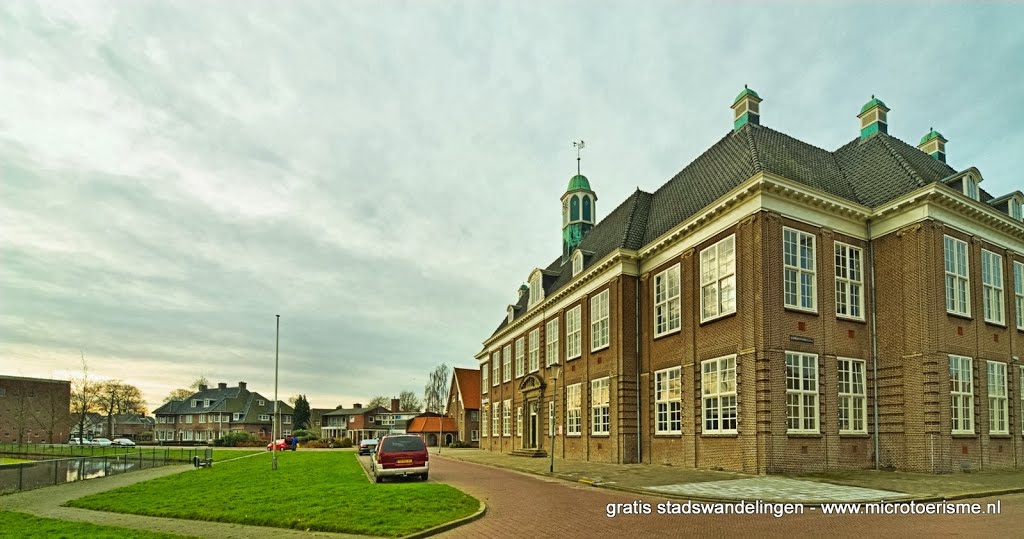 Hertenkampschool - Historisch Veendam (NL) door www.microtoerisme.nl. Voor al uw gratis stadswandelingen & audiotours. by InZicht