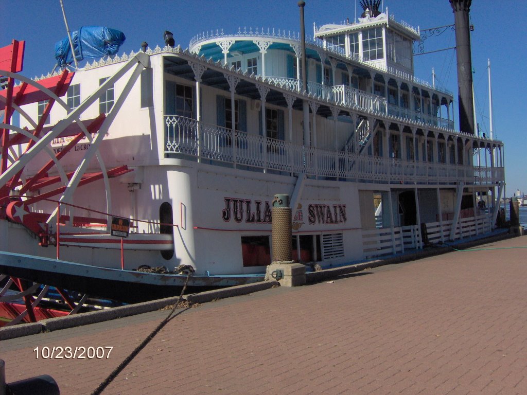 Riverboat Julia Swain by Craig A Sheffield