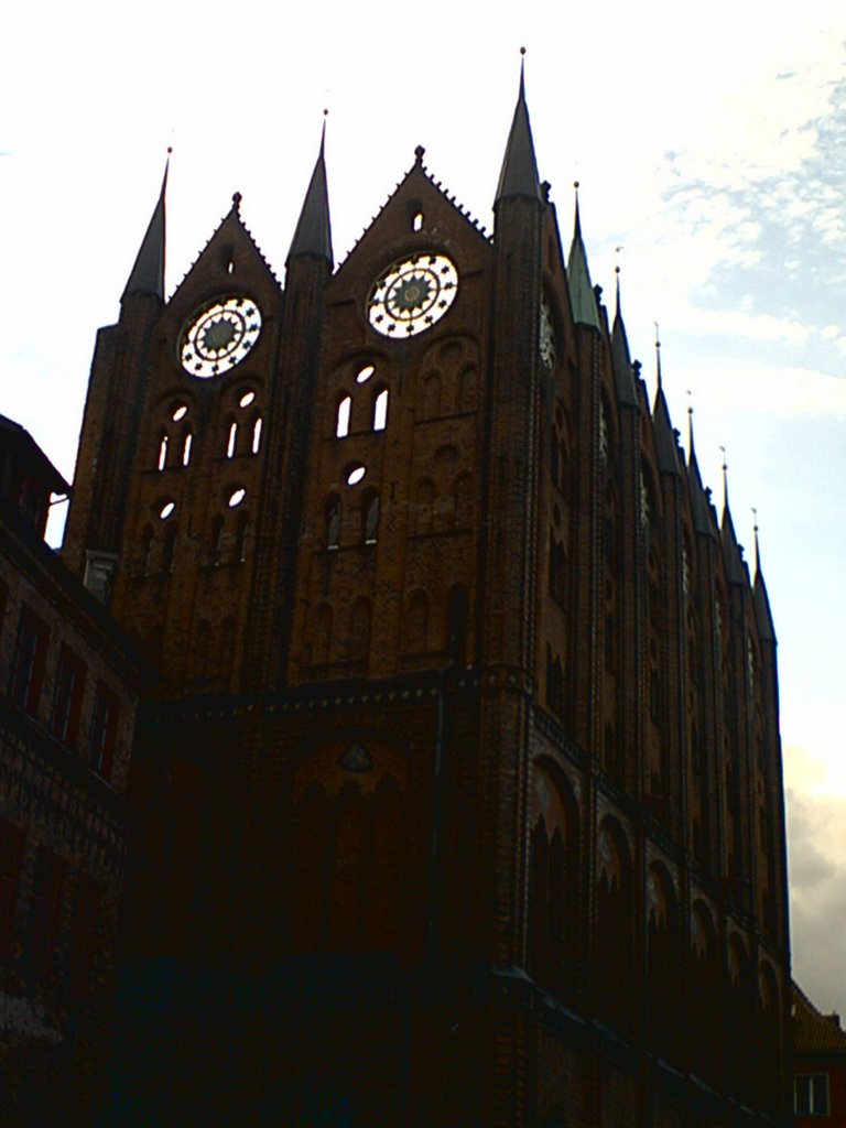 Rathaus Stralsund by AracX