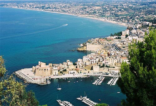 Castellamare del Golfo by Gio la Gamb