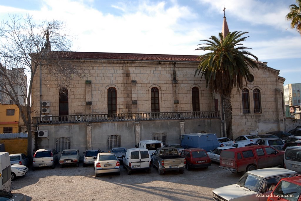 Aziz Paulus Kilisesi - Bebekli Kilise - Yandan - Adana by Hüseyin Kafadengi