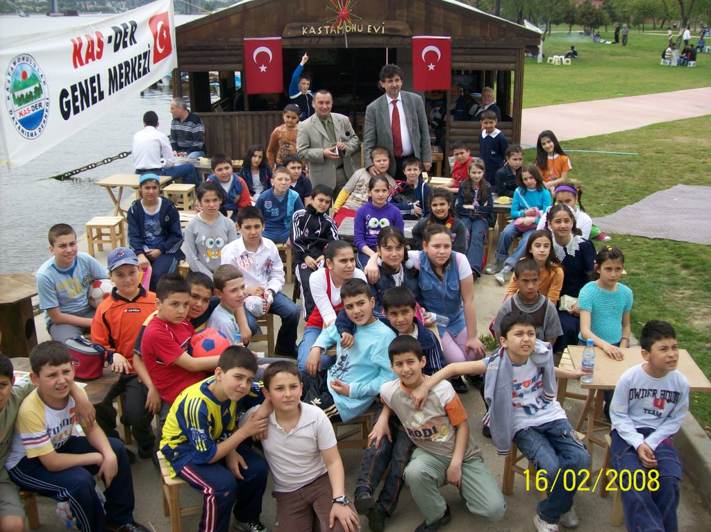 İst.hasköy iöo. 5/A sınıfı 14 mayıs 2008 hasköy parkı Kastamonu evini ziyaret by bahribey