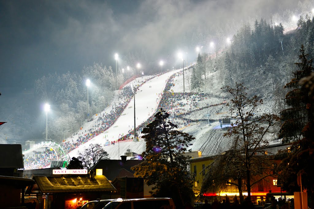 Schladming, "Schladminger Nightrace" am 28. Jänner 2014, Grandiose Atmosphäre by Toni Schröttner