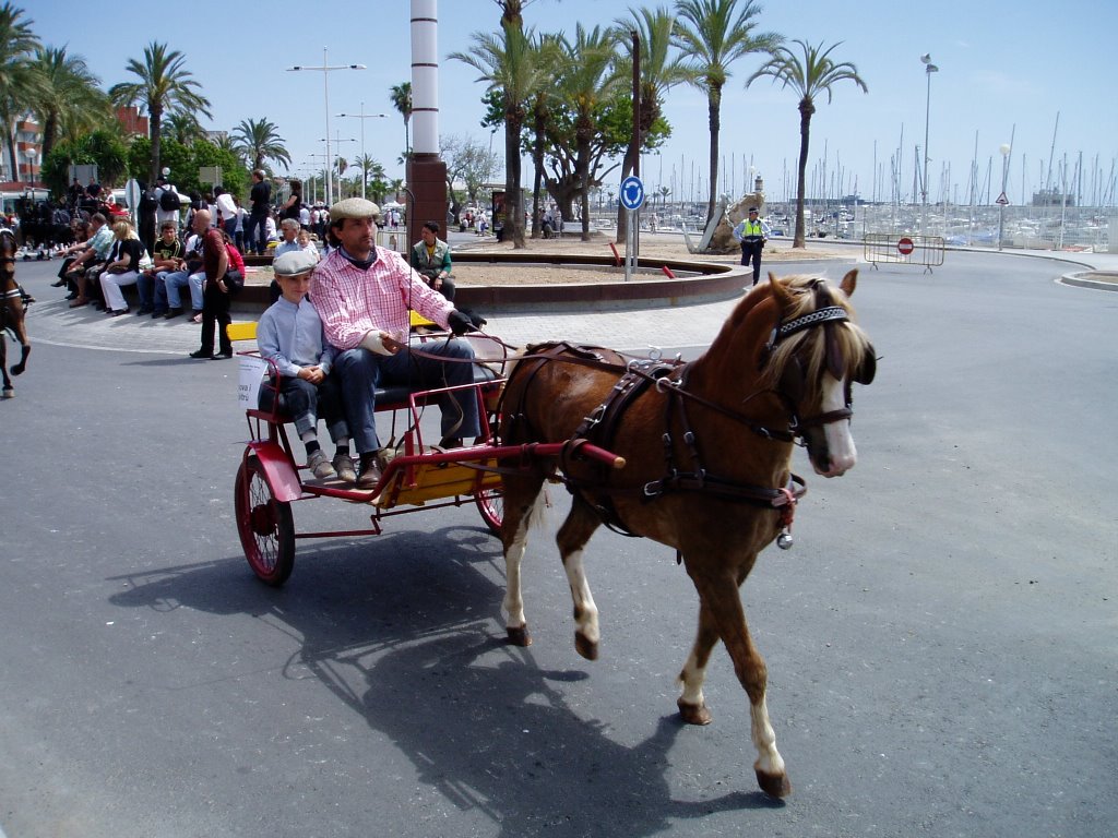 Tres Tombs by Marc Carbonell