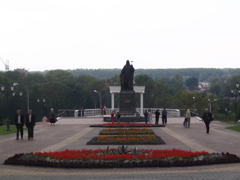 Patriarch Nikon monument by Joyrider