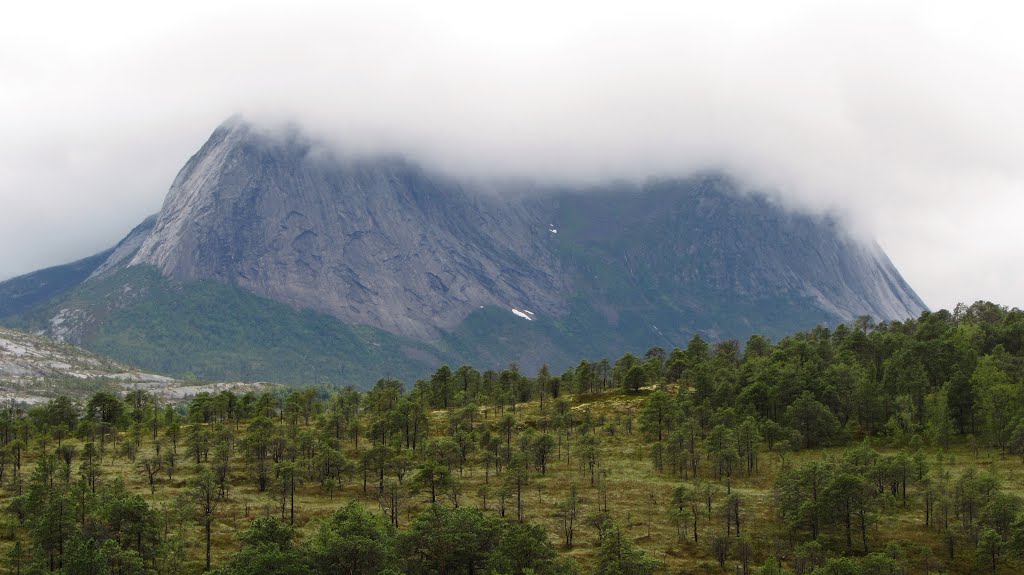 Storøya, Stortinden 847moh. Ballangen, Norway + Video by Ilkka T. Korhonen