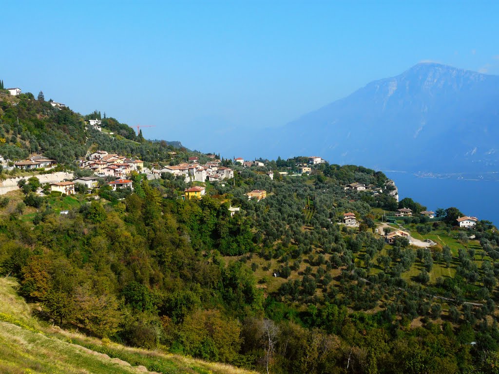 Italia, Lago di Garda, Pieve di Tremosine sul Garda, P1050220 by George Charleston