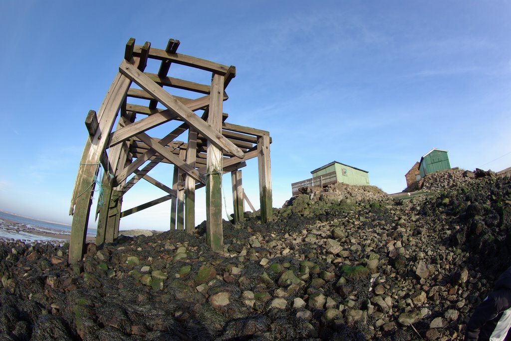 Old Wharf breakwater near Redcar by paul yates