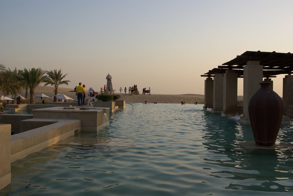 Bab El Shams Holiday Resort by paul yates