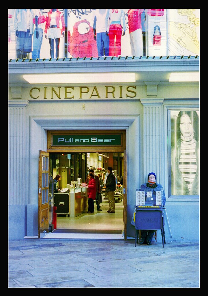 Cine París estrena:"Pull y oso" by Javier B