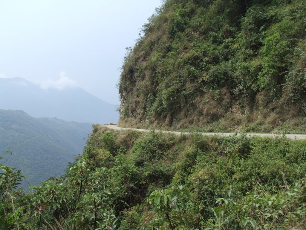 World's Most Dangerous Road (Coroico, Bolivia) by AaronJankowski