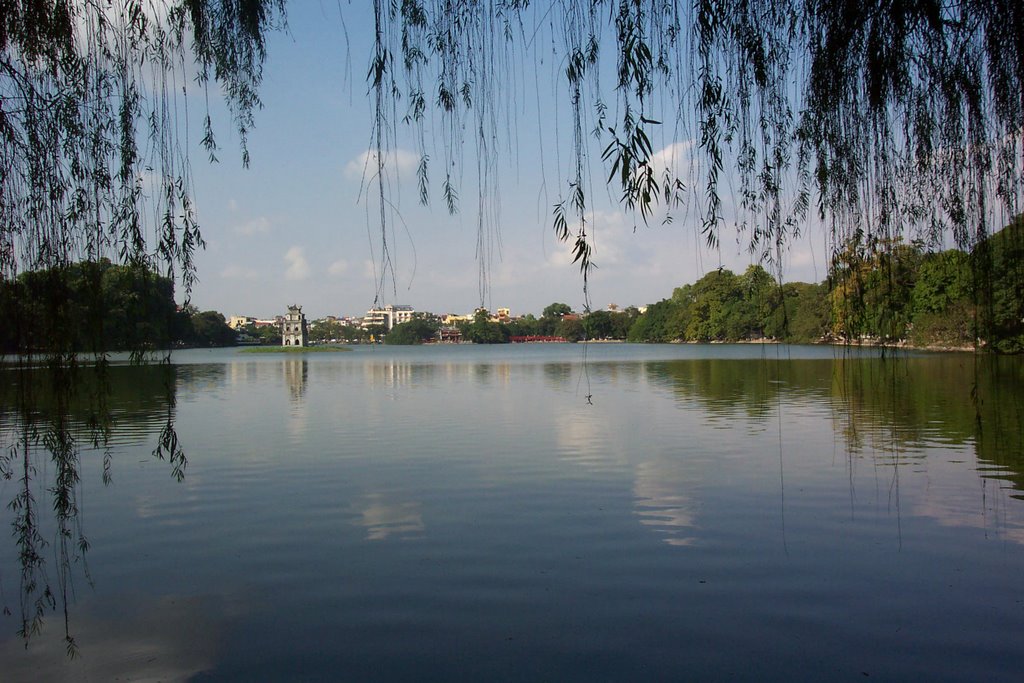 Hoan Kiem Lake by Mike Kurtzman